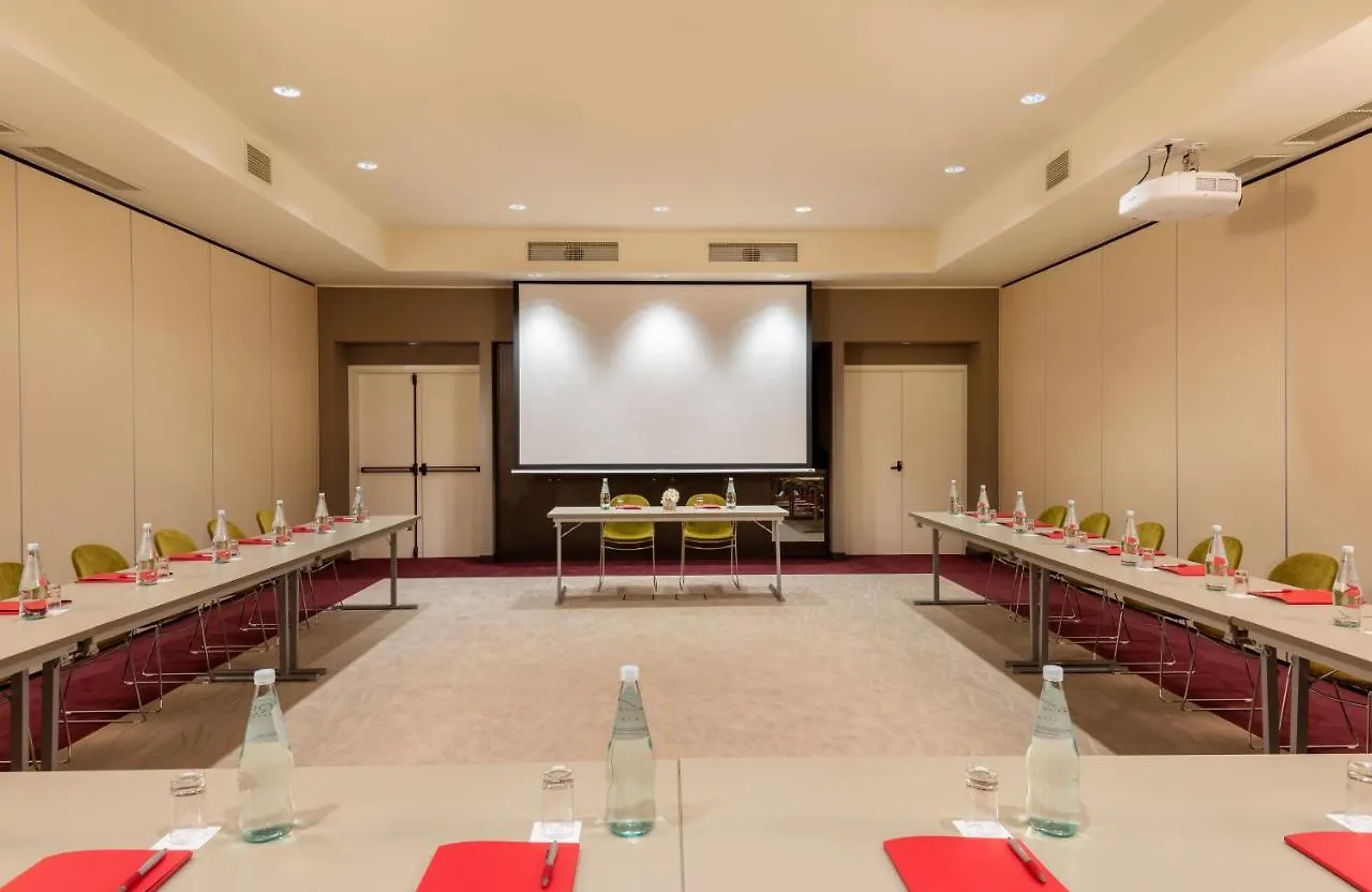 Leonardo Royal Hotel Venice Mestre 4*,